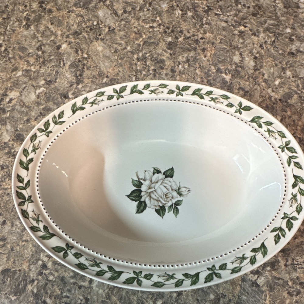 Superior Hall Quality Cameo Rose Oval Platter Ceramic White/Green Floral